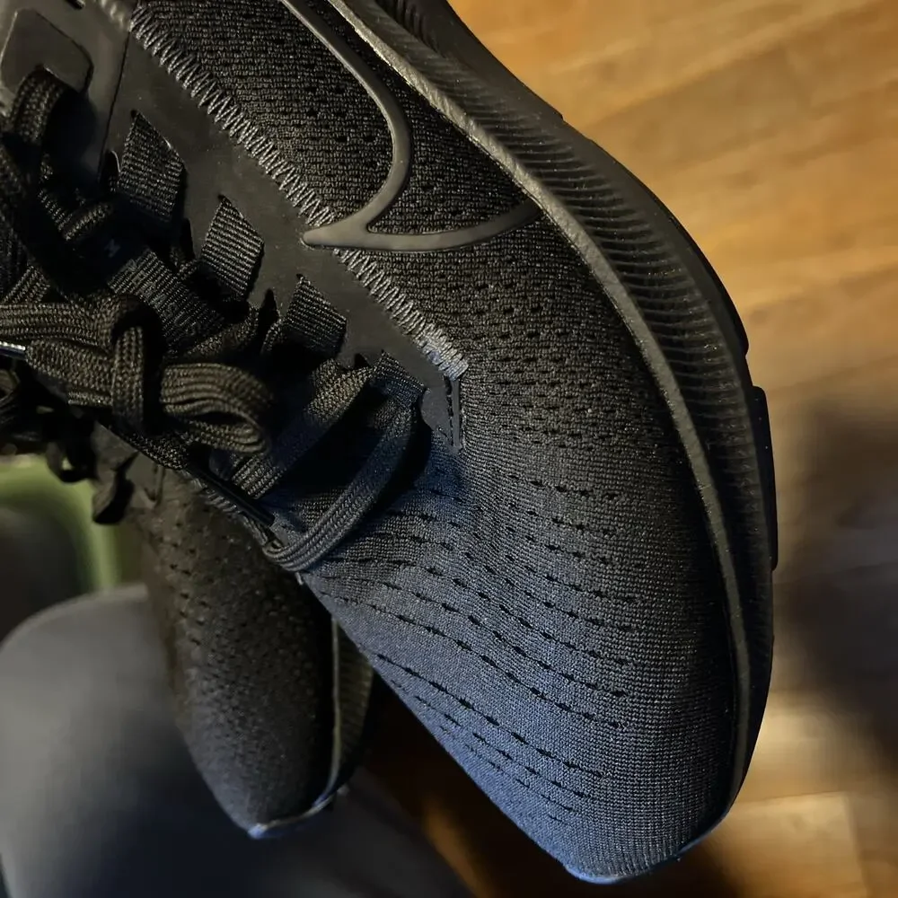 Nike hi shoes
